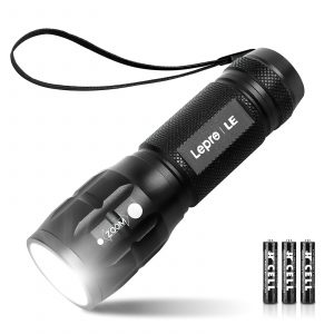 Lepro Linterna LED LE1000, Portátil Linternas LED Alta Potencia con Zoom, IPX4 Impermeable Linterna Táctica de Aluminio para Ciclismo, Camping, Senderismo, Emergencia etc. [3 AAA Pilas Incluidas]
